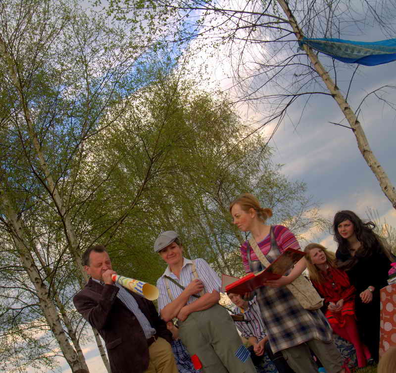 Czytanie pod Chmurką