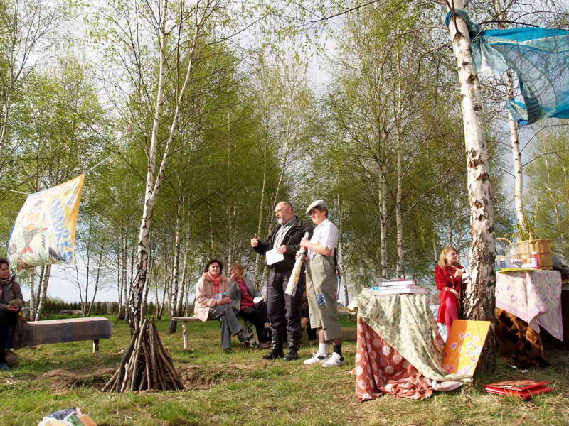 Czytanie pod Chmurką